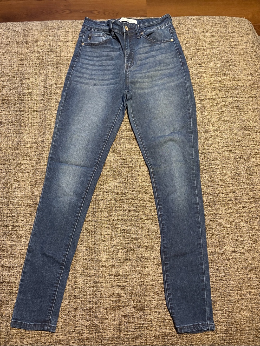 KanCan Women’s Curvy Skinny Stretch Jeans Size 27 Blue Denim